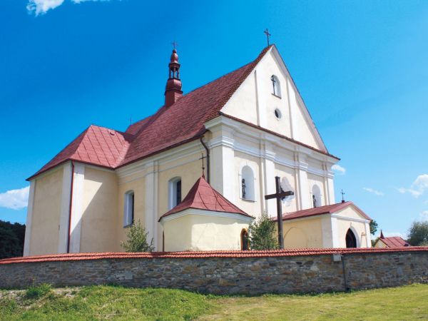 Bieszczady - Hoczew,kościól parafialny p.w.św. ANNY więcej o 500 leciu parafii w Hoczwi na stronie internetowej  www.parafia.hoczew.pwi.pl