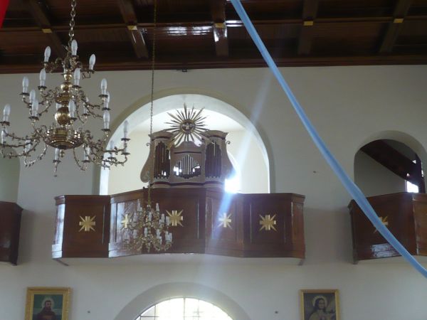 W dok w stronę chóru muzycznego z XVIIIw z kościoła św.Józefa z Kalisza.