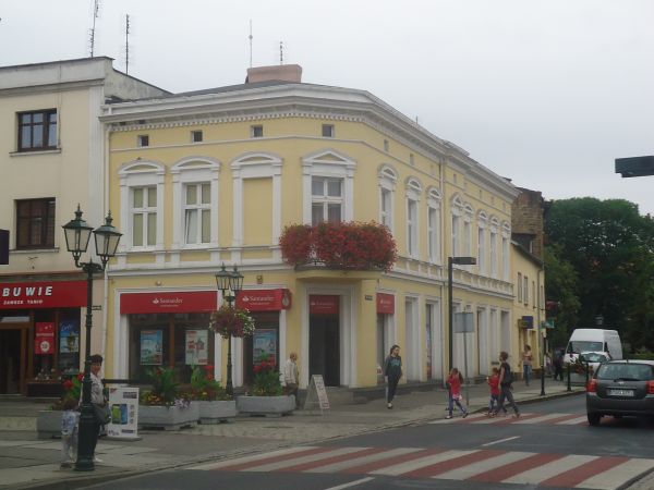 Kamienica na narożniku ul. Szerokiej i Placu św. Anny - widok z ul. Garbary