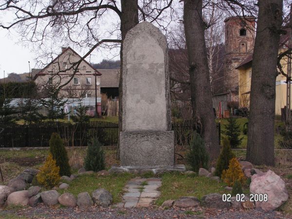 Pomnik ku czci poległych w czasie I wojny światowej mieszkańców Gostkowa