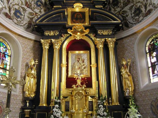 Otaczany czcią obraz Matki Bożej Szczyrzyckiej