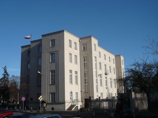 Budynek WBK-plac Bankowy widziany od ul. Kościuszki.