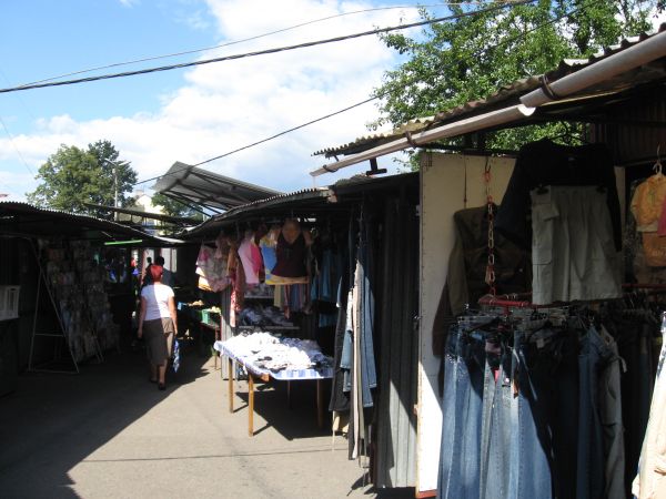 Bazar przy ul. Lwowskej w dzień targowy 2008r