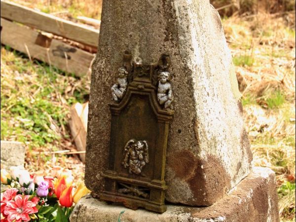 Cerkiew św. Paraskewy  – drewniana parafialna cerkiew greckokatolicka, znajdująca się w Lipie, w gminie Bircza, w powiecie przemyskim . Cerkiew została zbudowan