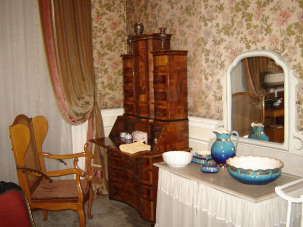 Pałac - pokój kąpielowy
fot. Stanisław Ponikierski