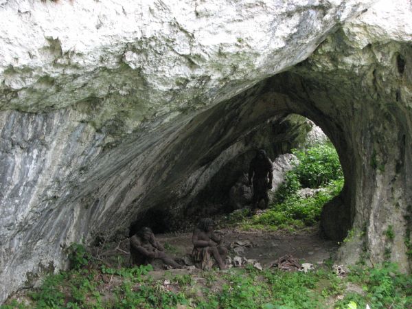 Przy grocie ciemnej w ojcowie 2011