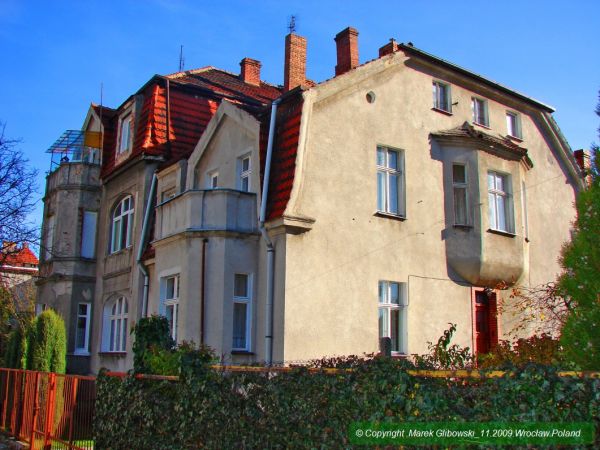 Ulica Ks. Rafała Klinowskiego 4  dawna ul. Ludwika Waryńskiego