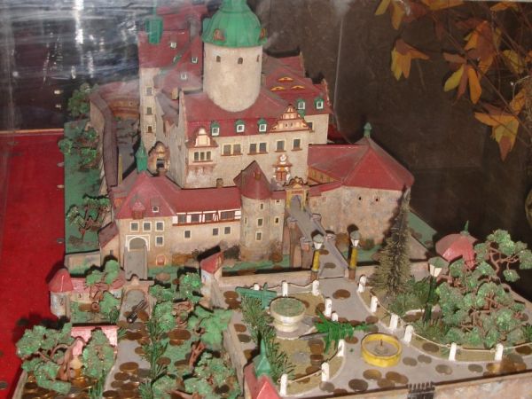 Zamek CZOCHA
http://www.zamekczocha.pl/