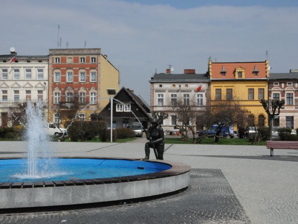 Rakoniewice, Rynek w nowej szacie.