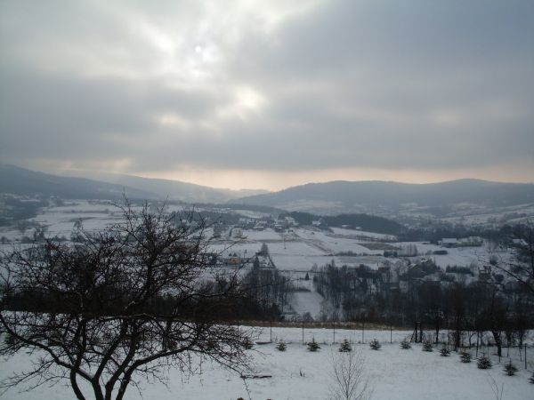 Widok zimą z Kwintówki szlak niebieski