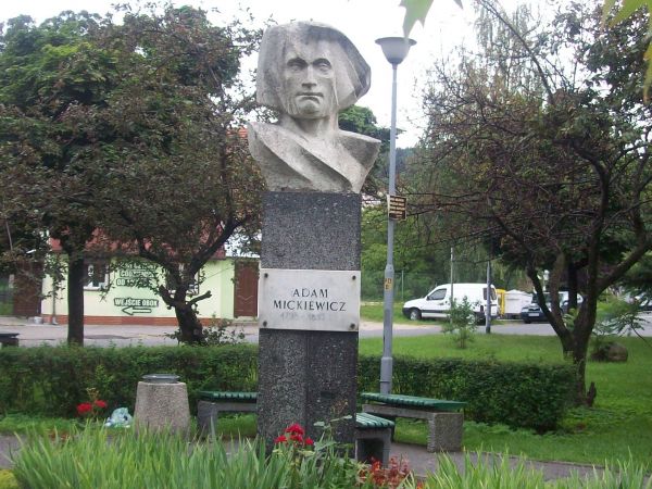 Pomnik A. Mickiewicza