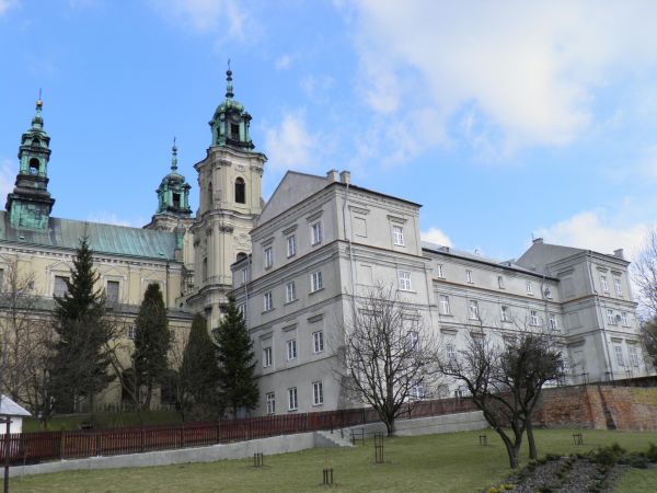 Bazylika NMP i klasztor OO. Dominikanów.