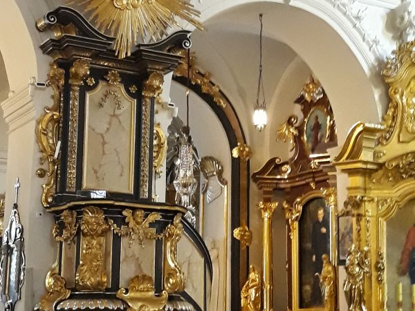 ambona w kościele  Sw.Floriana.