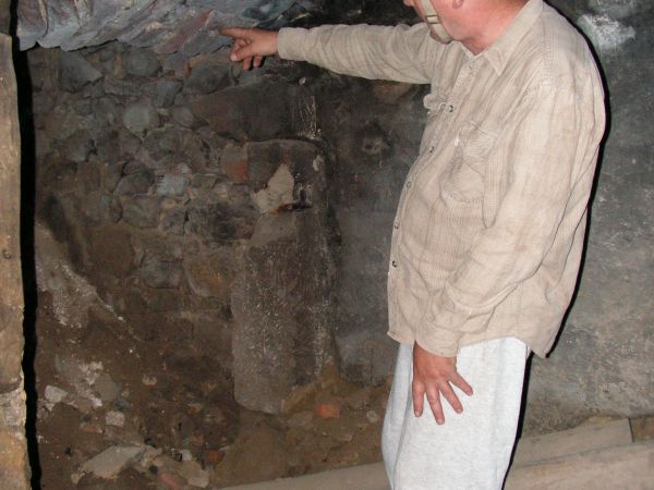 Podziemia (lochy) w Bodzentynie