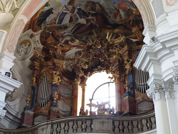 Rokokowe organy
