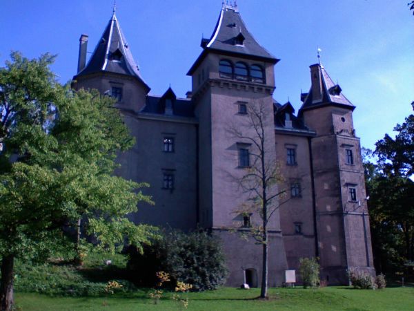 Zamek w stylu renesansu francuskiego