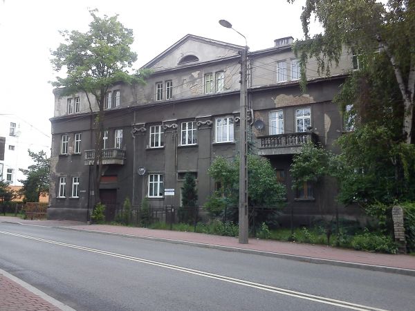 Sosnowiec-Modrzejów. Ulica Orląt Lwowskich.