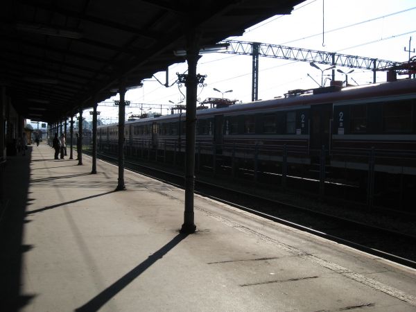 Peron I stacja kolejowa Nowy Sącz