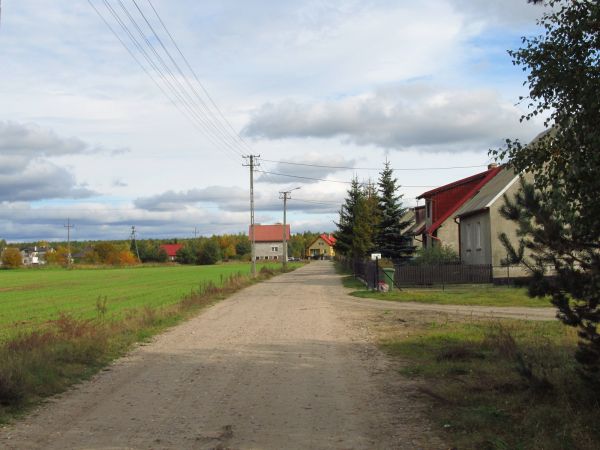 Ulica Wiśniowa w kierunku ulicy Polnej