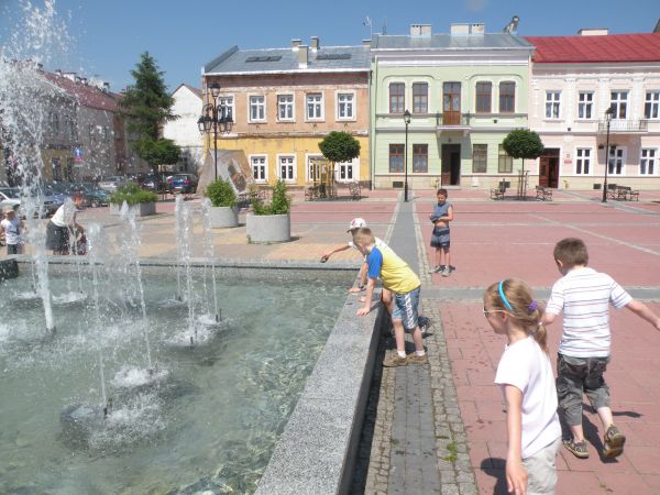 Rynek, grająca fontanna