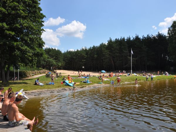 Karpicko, plaża nad j.wolsztyńskim.
