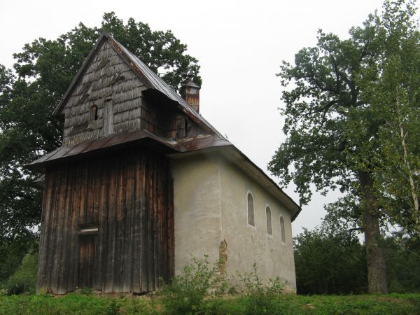 fronton cerkwi opuszczonej.