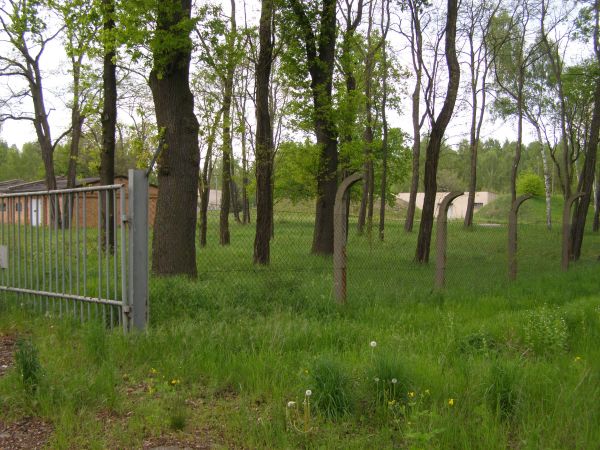 Byłe magazyny wojskowe nieistniejącej Brygady JW 5575   fot. 8