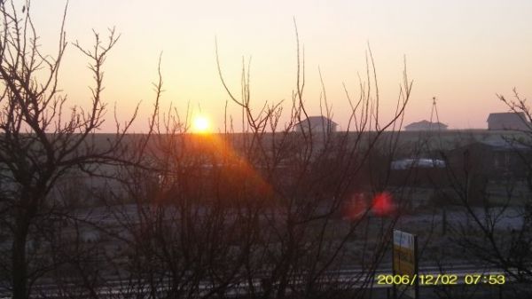 Wschód słońca - Miejska Droga