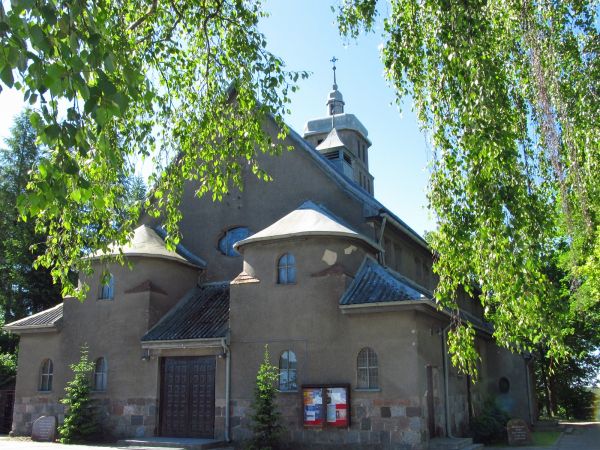 Kościół w Piecach na Pomorzu