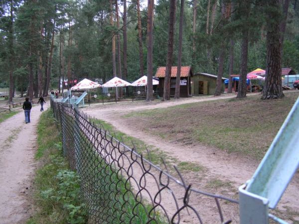 Pole namiotowe nad jeziorem "Gim"