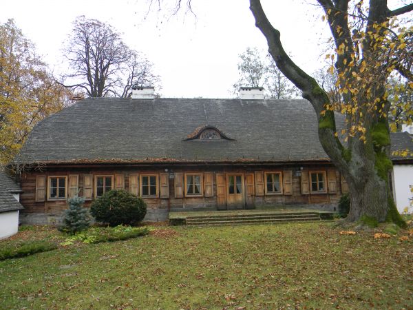 Zespół pałacowo - parkowy, 03 11 2011