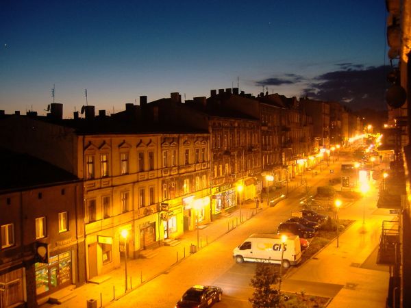 B-n -u.  Małachowskiego nocą