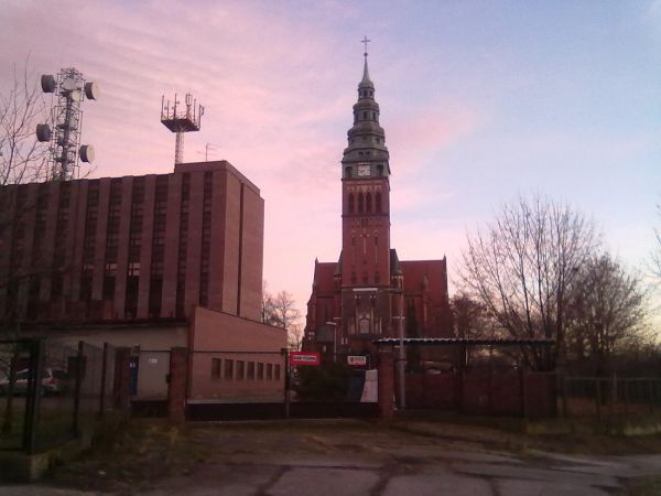 Kościół pod wezwaniem św. Bartłomieja.