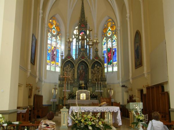 Wąwolnica - Bazylika Mniejsza - ołtarz główny