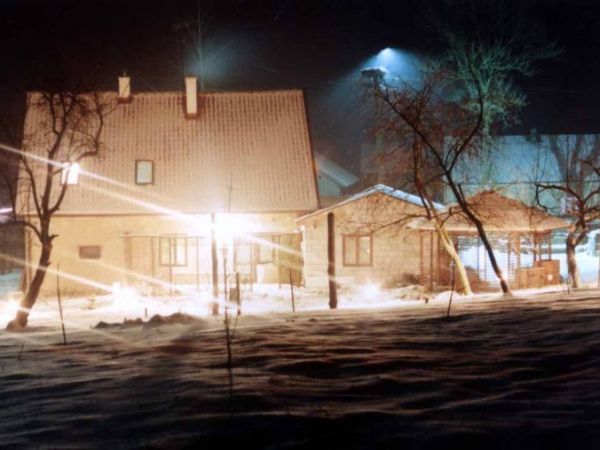 Zima w Samolubiu nocą.