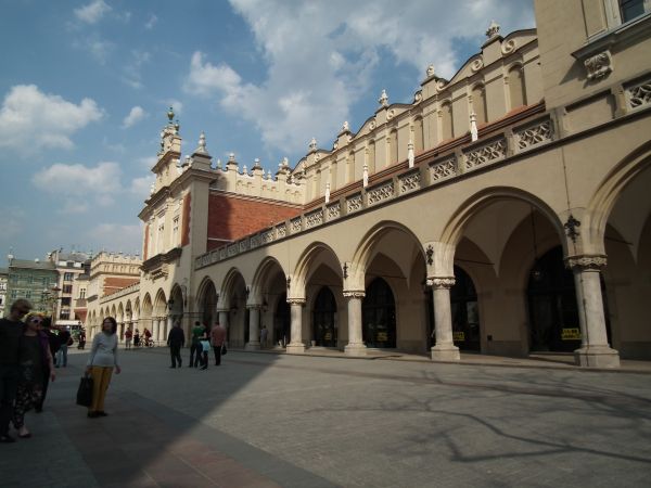 Sukiennice od strony Ratusza