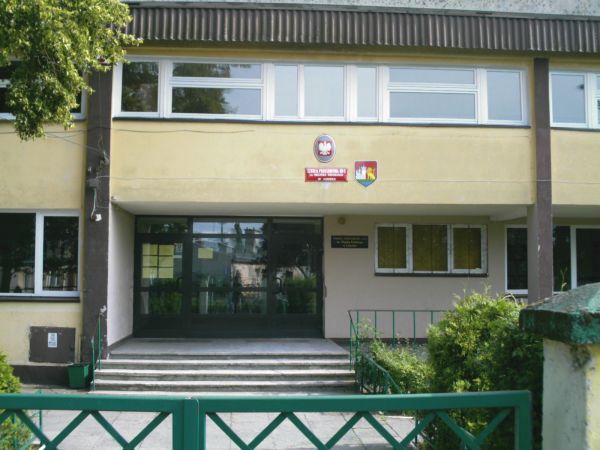 Wejście do budynku głównego Szkoły Nr.5.
ul. Kościuszki.