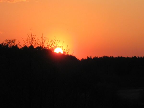 Zachód słońca  zdjęcie zrobione za Uglikiem.