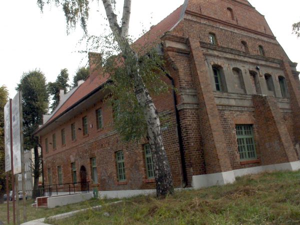 SZPIRAL JEROZOLIMSKI-NIEDAWNO ODNOWIONY