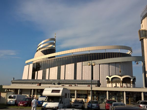 Niezgłębione Boże Miłosierdzie czeka na każdego w krakowskim sanktuarium.