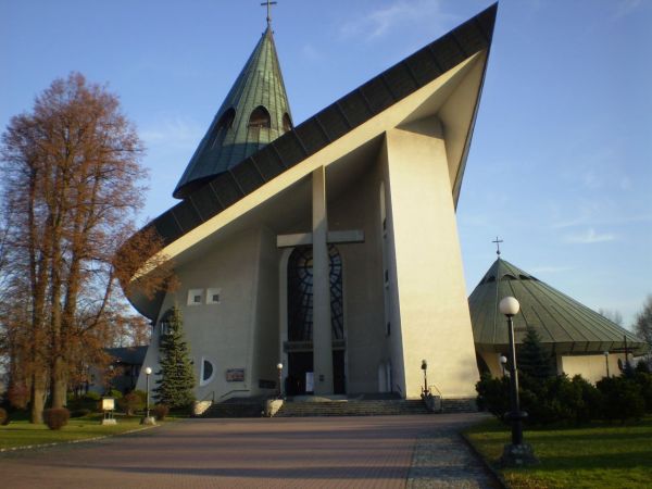 N.Sącz,kościół na Millenium-parafia Matki Bożej Niepokalanej