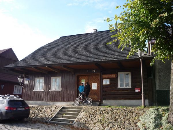 Lanckorona.Rynek."Dom Golonki"