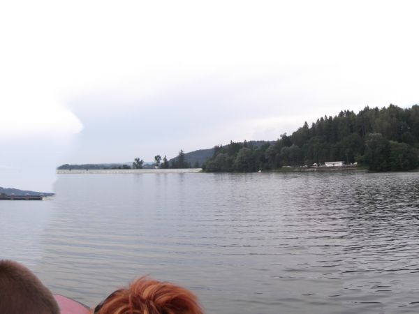 Panorama okolicy widziana z wody...