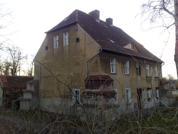 Dawny szpital dla starców /przytulisko/ barokowy z XVIII w.
Ulica Marcinkowskiego 1