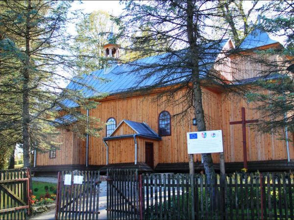 Cerkiew św. Dymitra w Kuźminie - drewniana  cerkiew greckokatolicka . Została zbudowana w 1814 r. Obecnie użytkowana jest jako kościół rzymskokatolicki pw. Matk