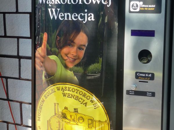 Bogate i różnorodne Muzeum Kolei Wąskotorowej . Jedyna na ziemiach polskich o rozstawie szyn tylko 60 cm.