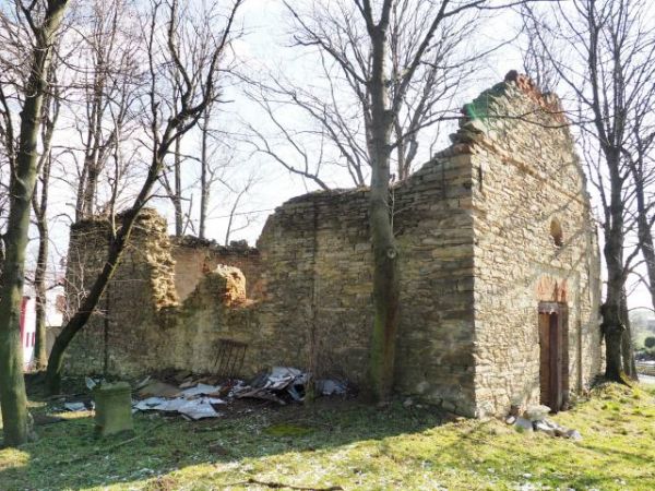 cerkiew - wzniesiona w 1848r. z fundacji Włodzimierza Poźniaka - jego syn January Poźniak był poetą tworzącym po polsku i po ukraińsku, był prawnikiem. Dziś cer