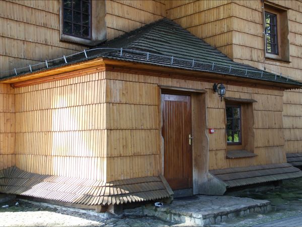 Drewniany kościół p.w.  św. Michała Archanioła w Michałówce