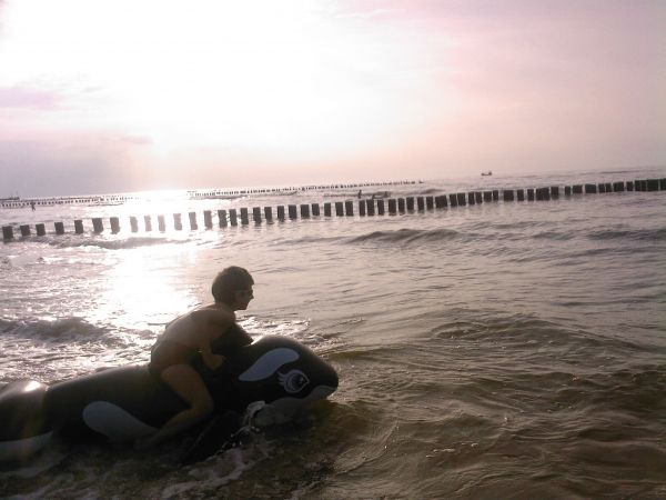 Na plaży - wielka ryba