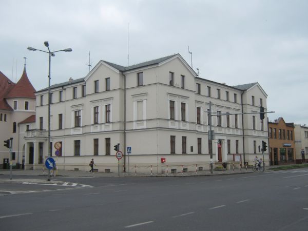 Urząd Miasta i Gminy oraz Starostwo Powiatowe w Szamotułach